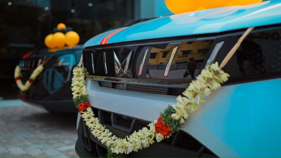 Mahindra XUV 3XO delivery