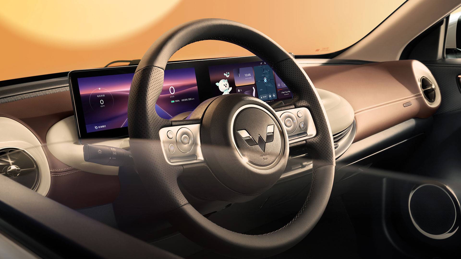 Interior of the Wuling Binguo comes with a two-screen infotainment and instrument cluster 