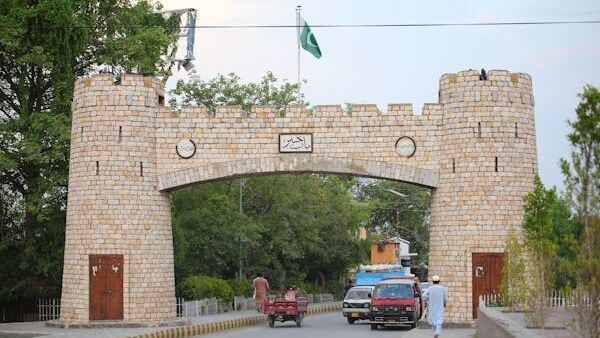 Pakistan car sales