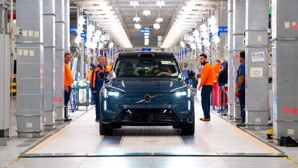 Volvo EX90