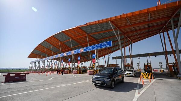 Highway toll plaza