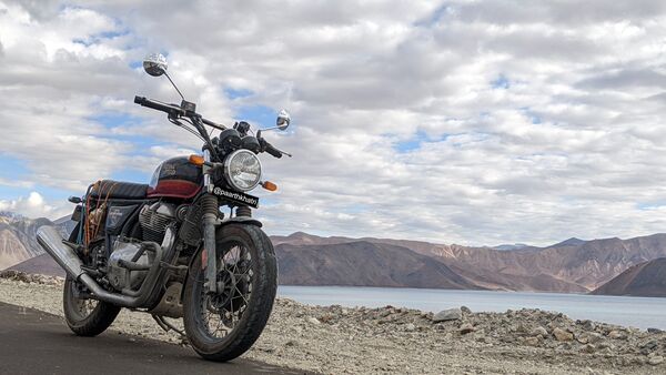 Royal Enfield Interceptor 650