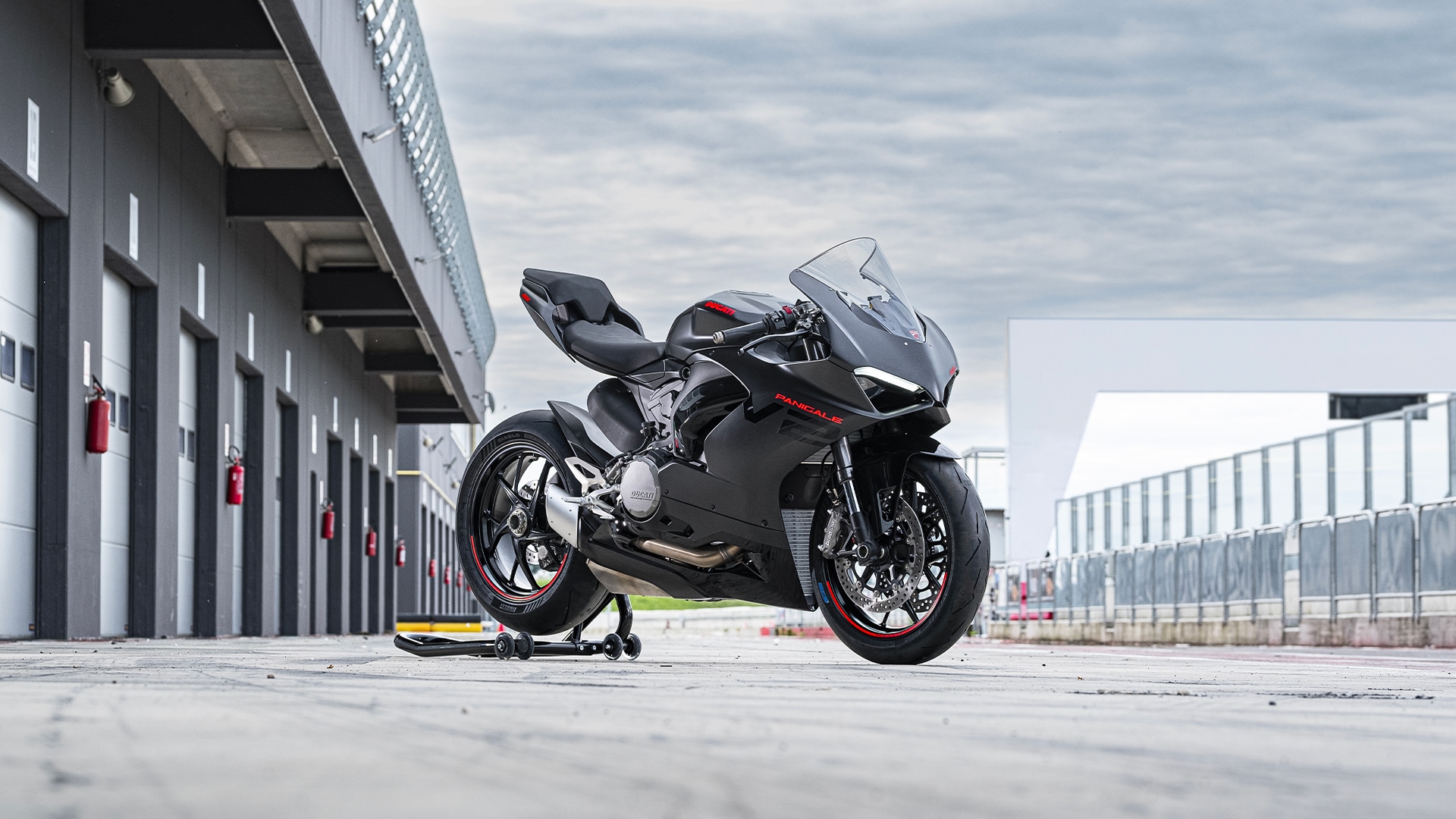 The Ducati Panigale V2 Black gets an identical pricing to the BMW S 1000 RR and is more expensive than the Kawasaki Ninja ZX-10R 2024 Ducati Panigale V2 Black