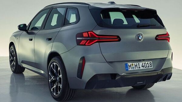The model also gets sleeker adaptive LED headlamps with new L-shaped LED DRLs. The rear sports wraparound LED taillights with the arrow motif, while the rear bumper gets a diffuser that integrates the exhaust tips. The model also gets sleeker adaptive LED headlamps with new L-shaped LED DRLs. The rear sports wraparound LED taillights with the arrow motif, while the rear bumper gets a diffuser that integrates the exhaust tips.