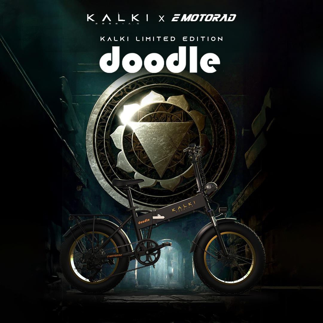 The Doodle V3 is foldable-frame cycle that features a 12.75 Ah removable battery. It can power a 250W electric motor that provides a top speed of 25 kmph. EMotorad Doodle V3