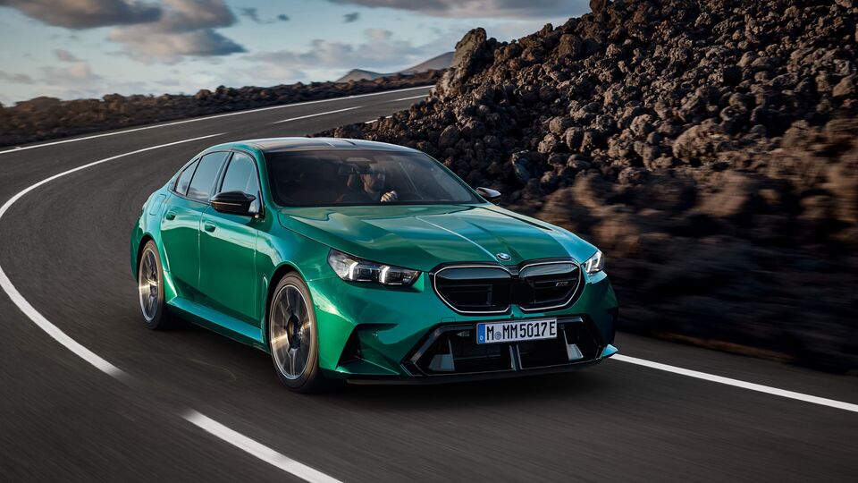 2025 BMW M5