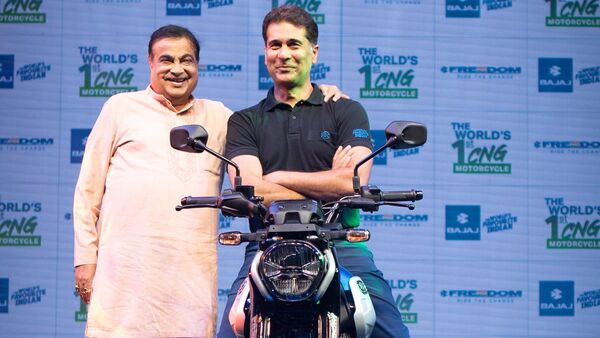 Rajiv Bajaj Nitin Gadkari