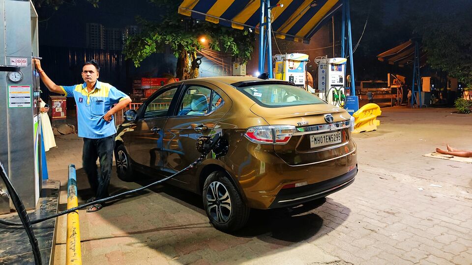 Tata Tigor CNG AMT