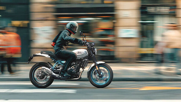While the Guerrilla 450 is based on the Himalayan 450's frame, it comes with modifications that make the motorcycle lighter, agile, and better suited for city driving. Royal Enfield Guerrilla 450