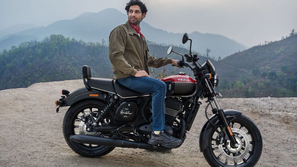 Yezdi Roadster