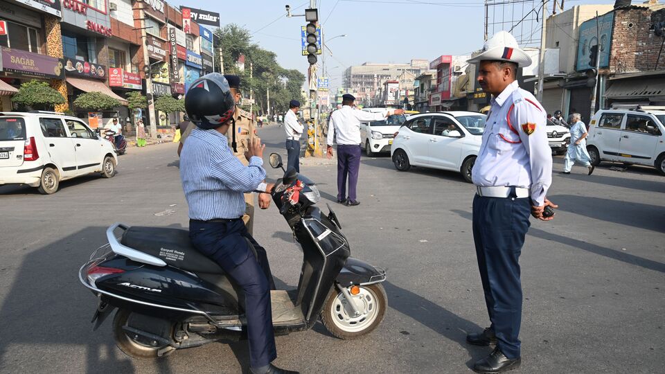 Gurugram Police traffic challan