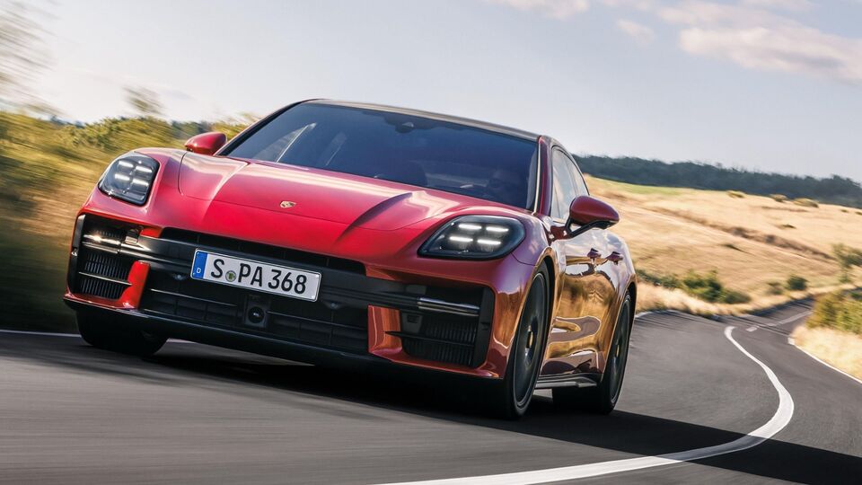 2025 Porsche Panamera GTS