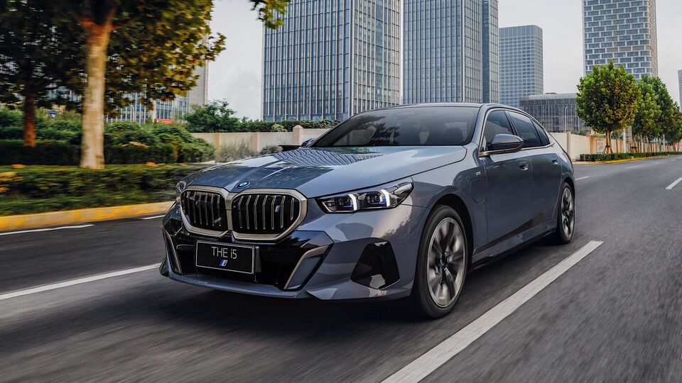2024 BMW 5 Series 