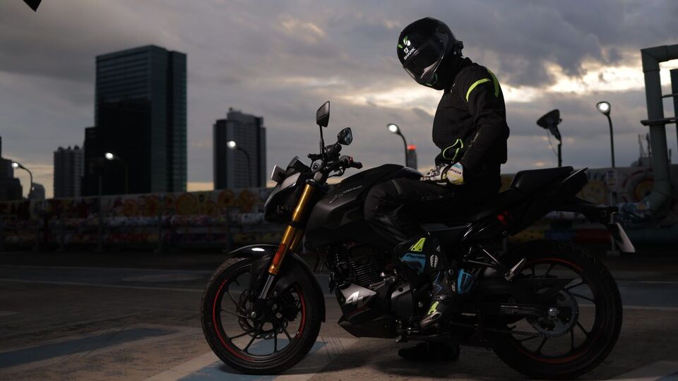 Xtreme 160R 4V