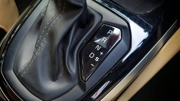 Manual mode in automatic gearbox