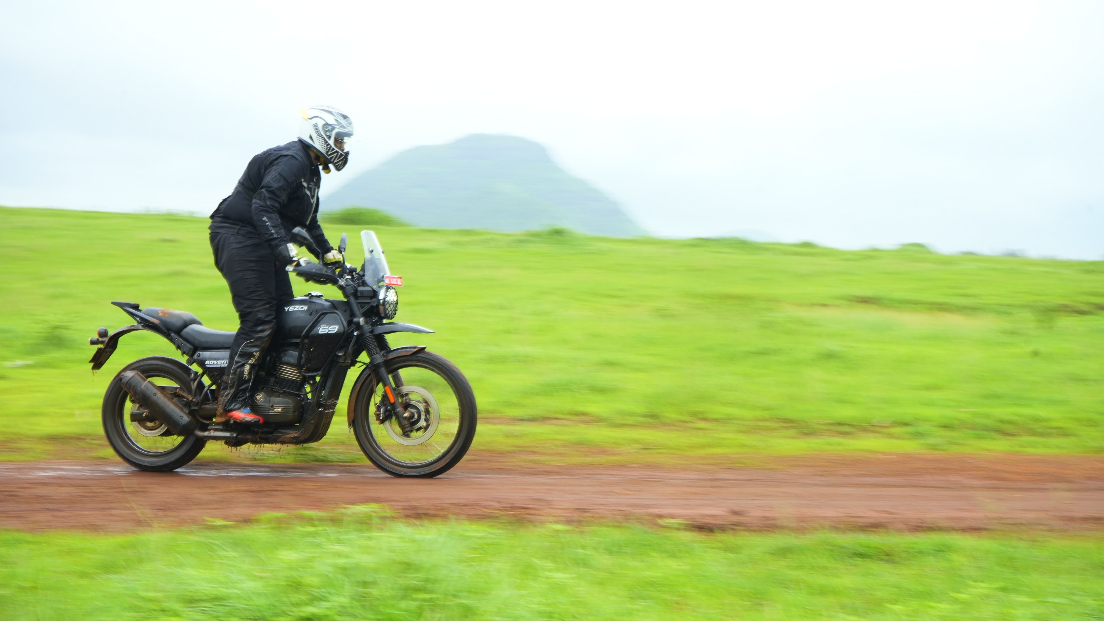 2024 Yezdi Adventure Review