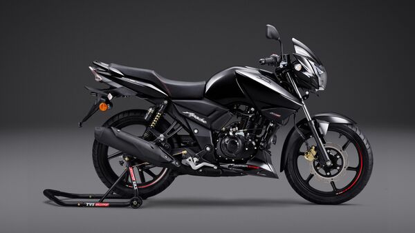 TVS Apache RTR 160 2V Black Edition