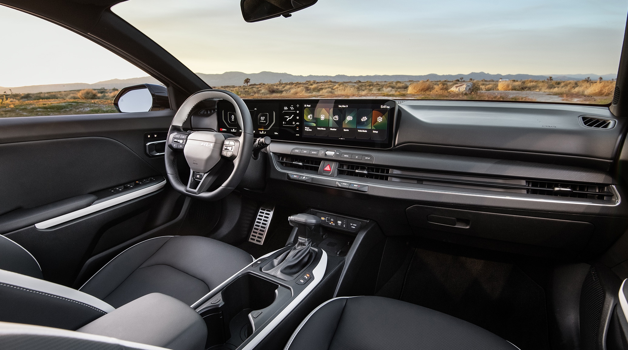 The crown jewel of the interior of the Kia K4 is the panoramic integrated digital display that is measured at 30 inches. 