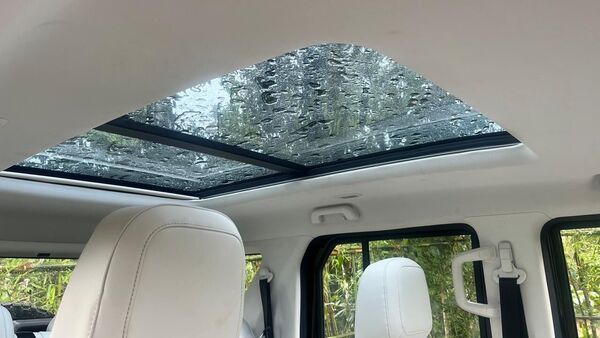 The panoramic sunroof inside the Thar Roxx is likely to be a major attraction for potential customers, despite all other positives that the SUV is seeking to underline in its resume.