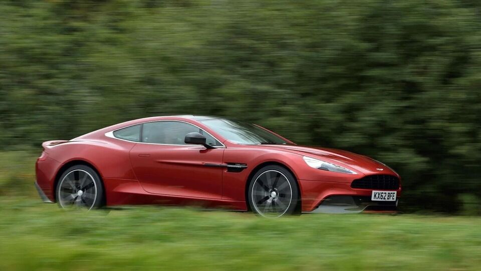 Aston Martin Vanquish