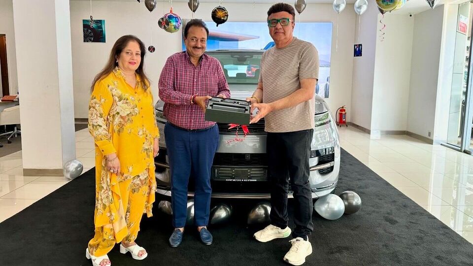 Anu Malik Range Rover Sport