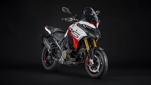 TheDucati Multistrada V4 RS is equipped with a 1,103 cc Desmosedici Stradale V4 engine, which produces an impressive 177 bhp at 12,250 rpm and 118 Nm of torque at 9,500 rpm.