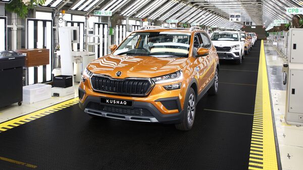 https://www.mobilemasala.com/auto-news/Skoda-Auto-Volkswagen-to-invest-15000-crore-in-Chakan-plant-reaffirms-India-plans-i297251