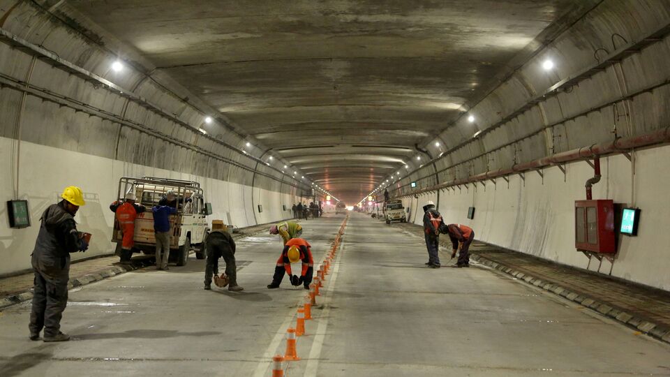 Tunnel