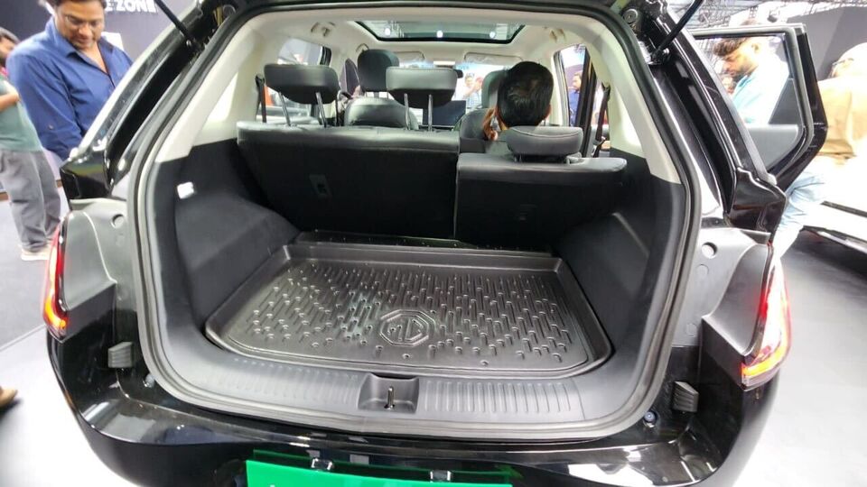MG Windsor cargo space