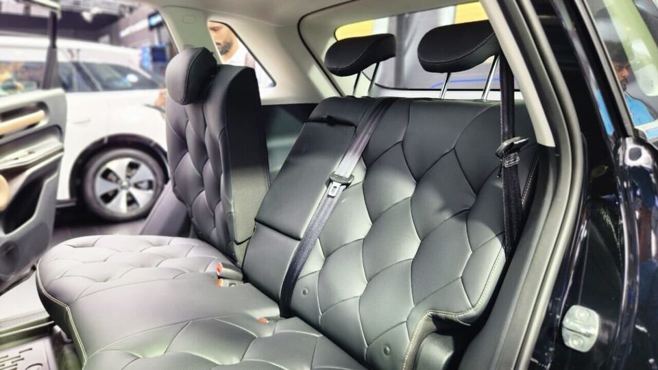 MG Windsor interior