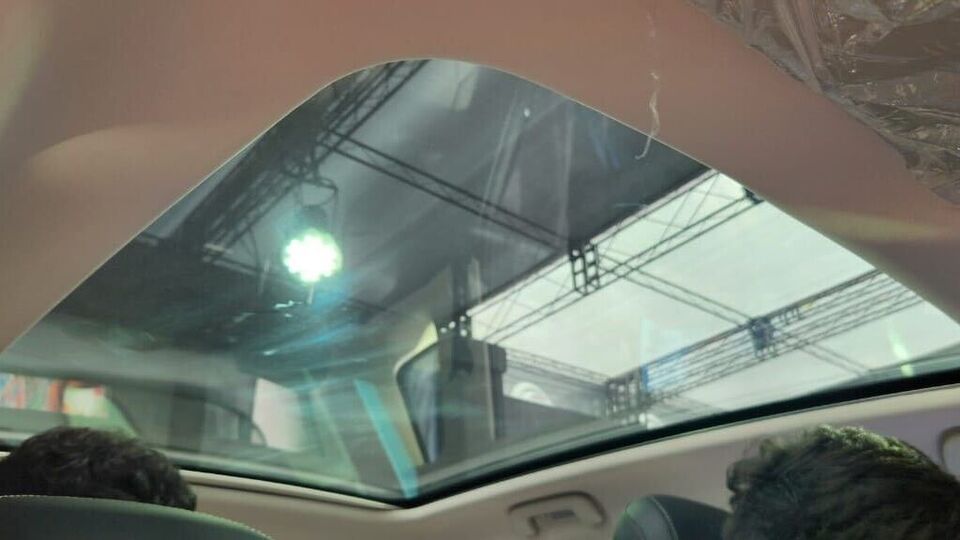 MG Windsor sunroof