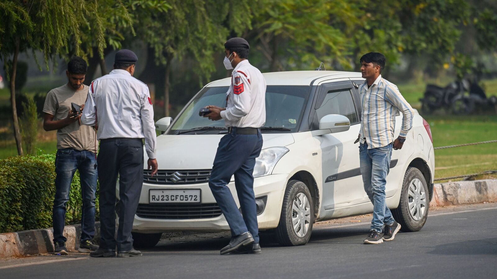 Delhi to waive off 50% traffic challan if violators pay fine within this time