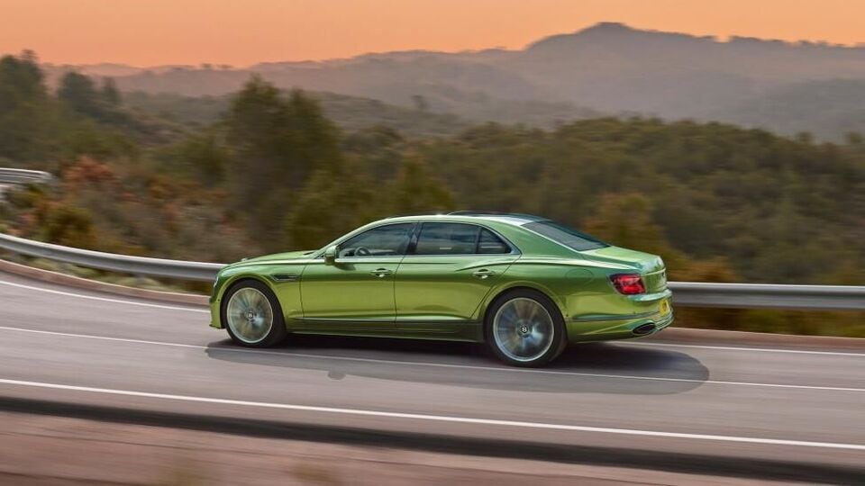 2025 Bentley Flying Spur Hybrid 