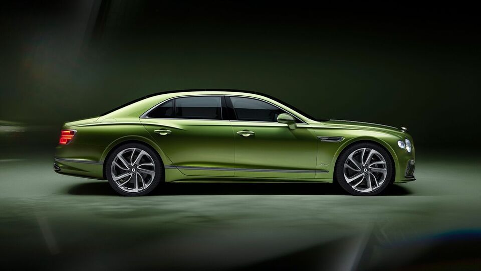  2025 Bentley Flying Spur suspension