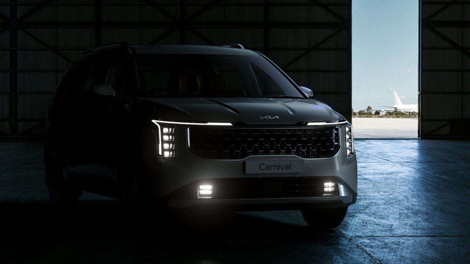 2024 Kia Carnival Teaser