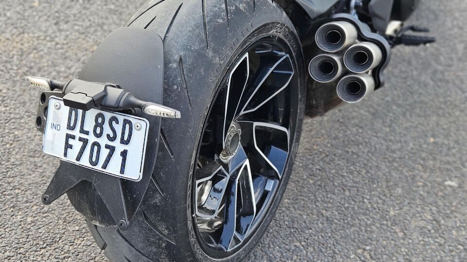 Ducati Diavel V4