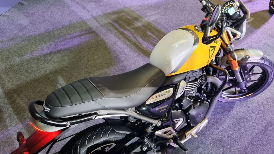 2025 triumph speed 400