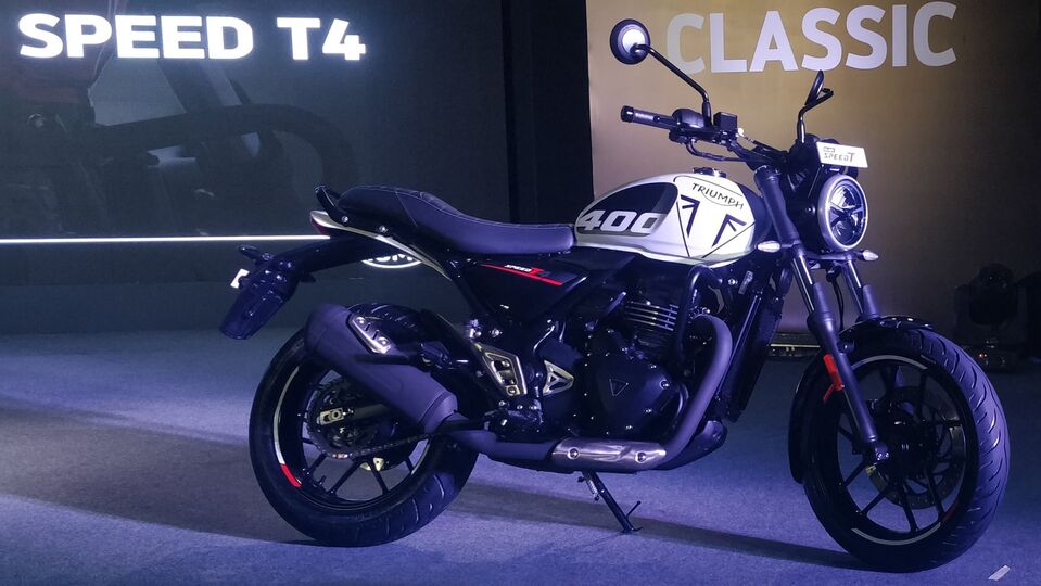 Triumph T4