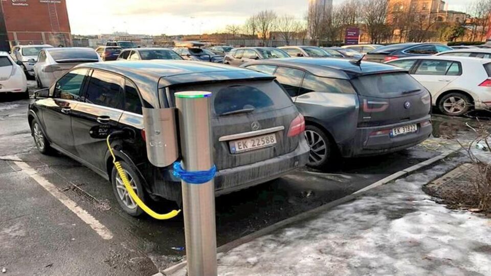 EV