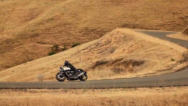 Triumph Speed Twin 1200