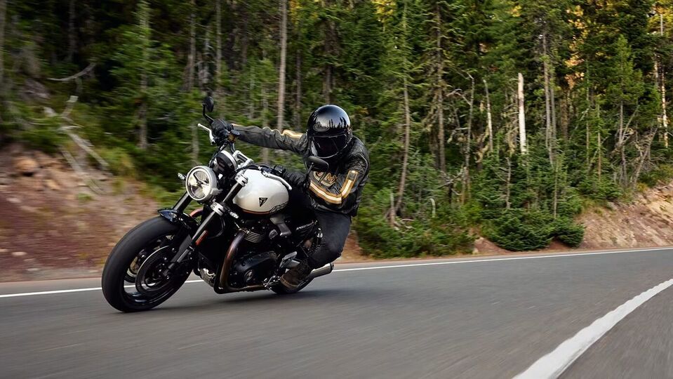 2025 Triumph Speed Twin 1200