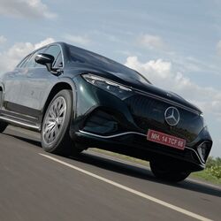 Mercedes-Benz has launched the EQS 580 SUV priced at  ₹1.41 crore (ex-showroom). Powered by a 122 kWh battery pack, the electric SUV can run for 809 kms without the need to recharge.