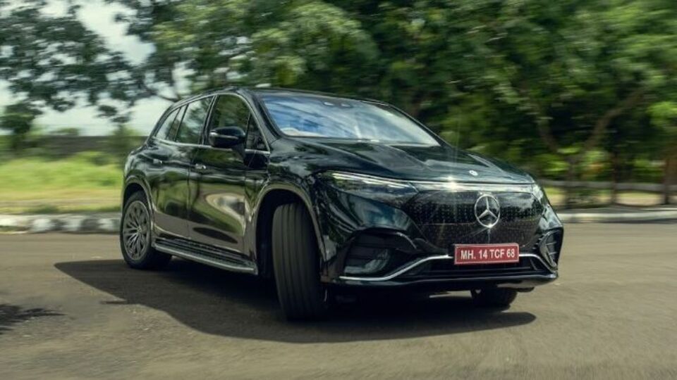 EQS SUV