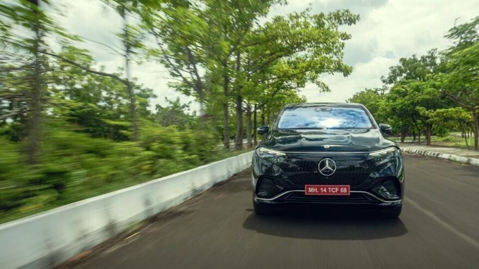 EQS SUV