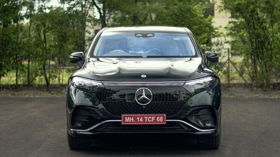 EQS SUV