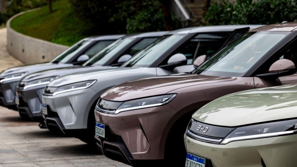 Canada tariffs on Chinese EVs