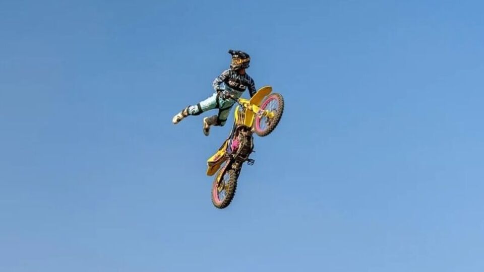 Bike stunt