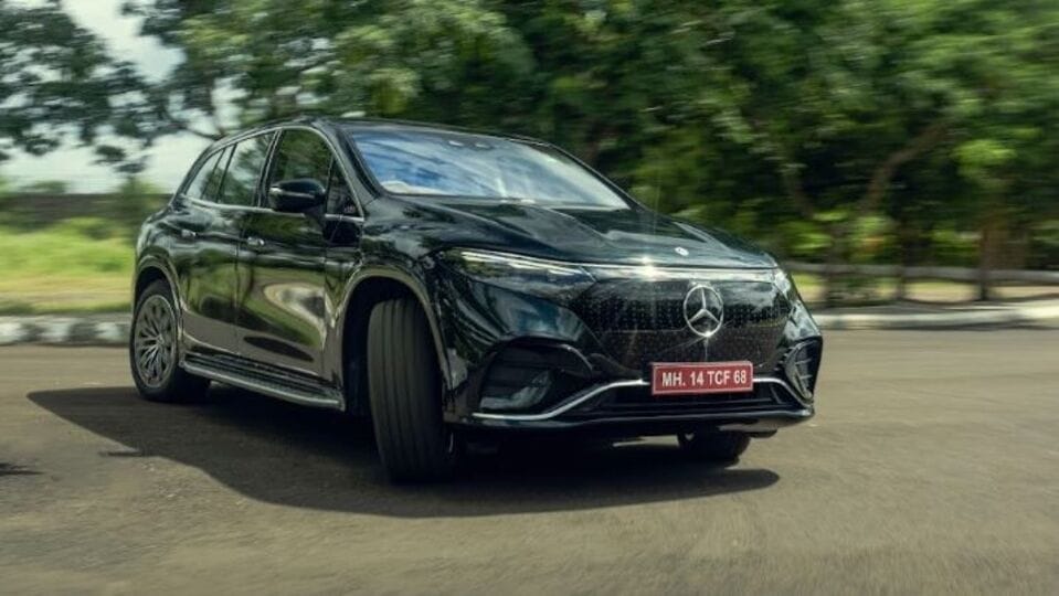EQS SUV
