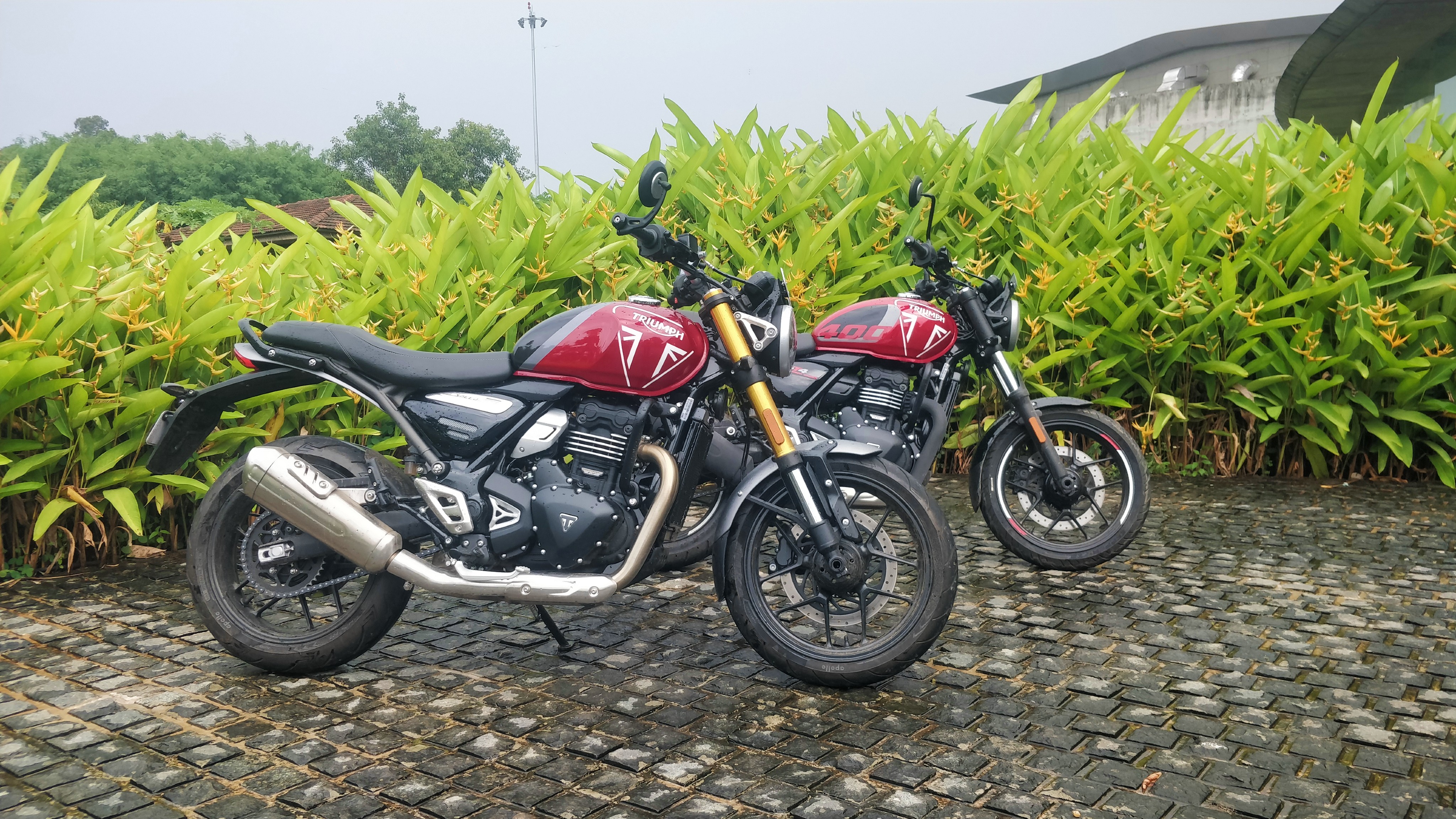 The Triumph Speed T4 emerges as a more relaxed alternative over the Speed 400 at a more accessible price point 2024 Triumph Speed T4 Review