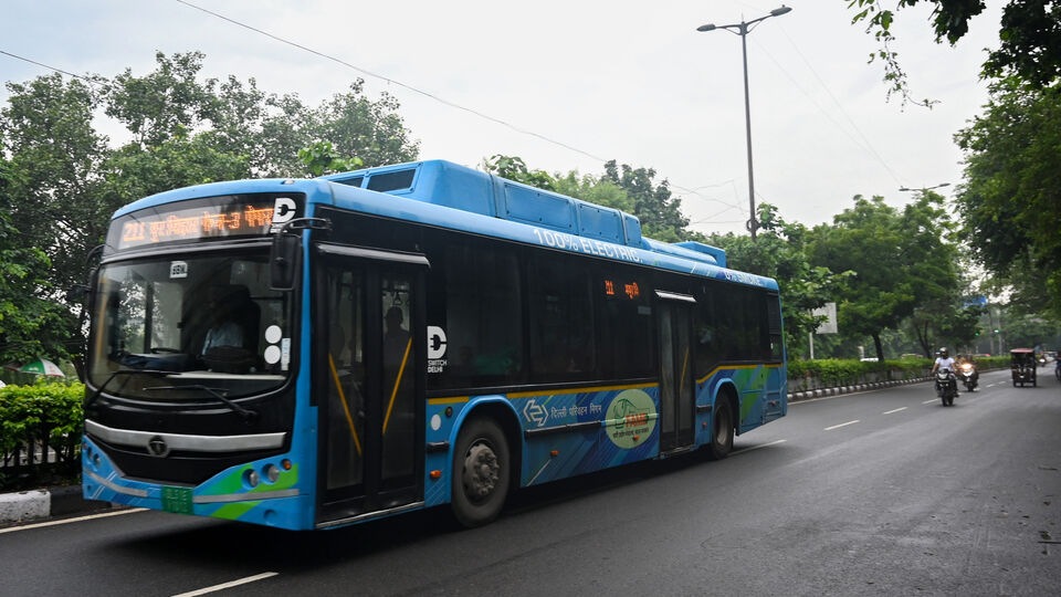 Bus